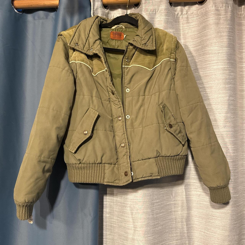 Vtg Levi’s Detachable Down Jacket - image 1